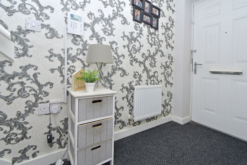 Property photo 3 of 24 Entrance Hall