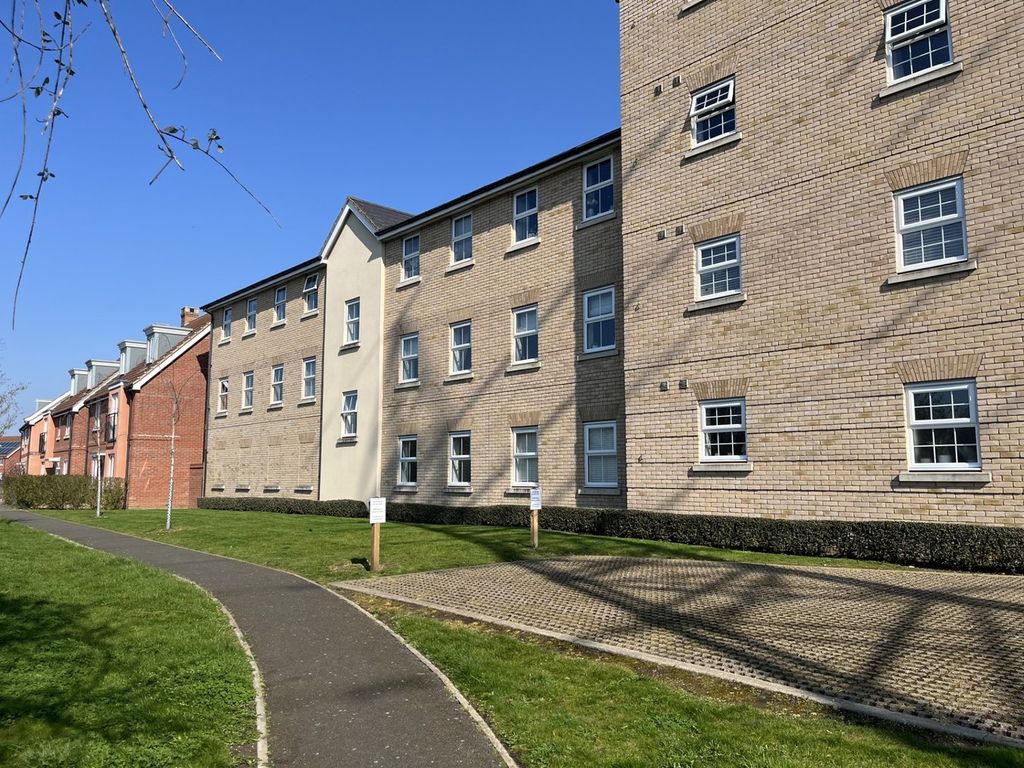 Property photo 1 of 10