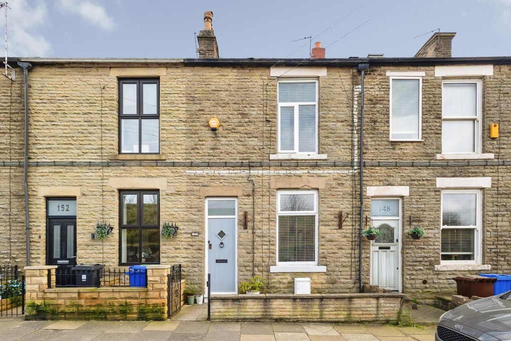 Property photo 1 of 17 Pbox-Img.Jpg