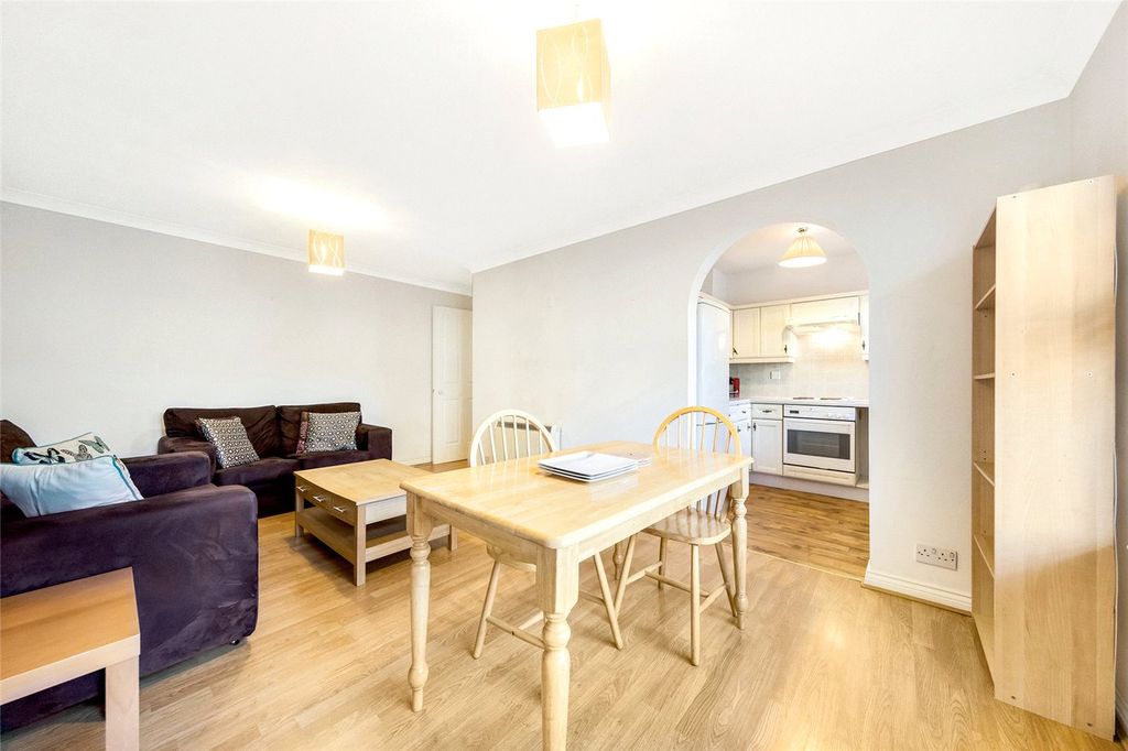 Property photo 3 of 11 Reception Room