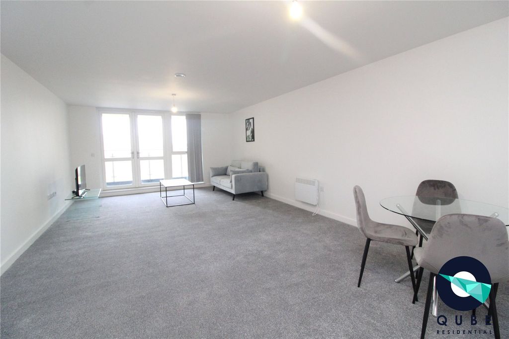 Property photo 2 of 10 Picture No. 12