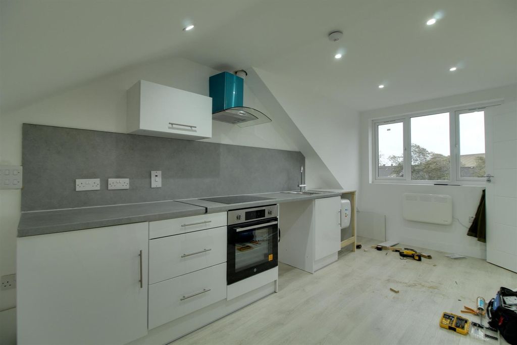 Property photo 2 of 9 2.Jpg