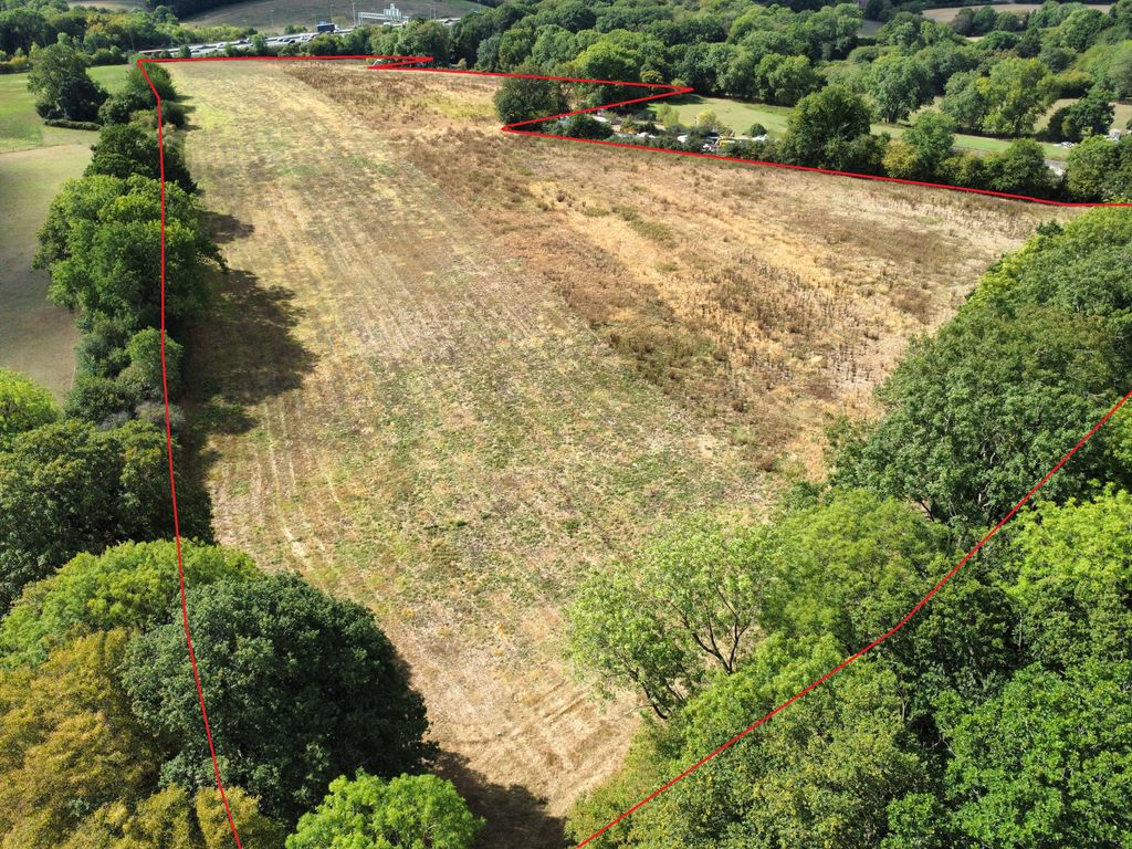 Property photo 1 of 11