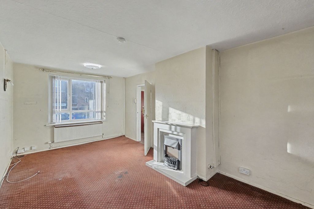 Property photo 3 of 20 176 Windermere Road, Middleton, Manchester M24 5Wg