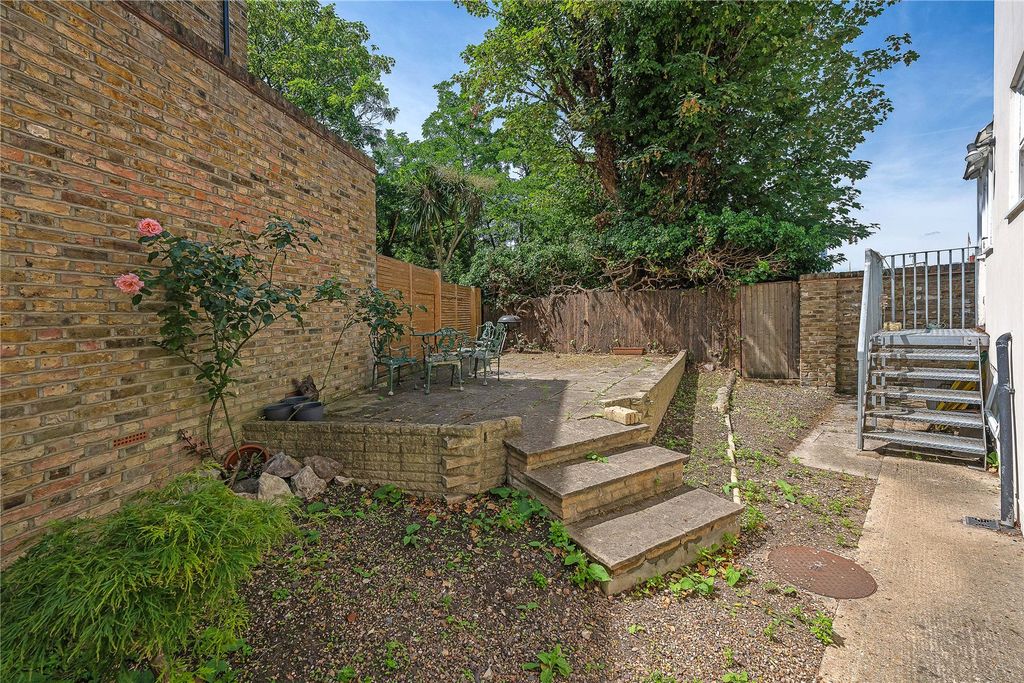 Property photo 3 of 14 Picture No. 22