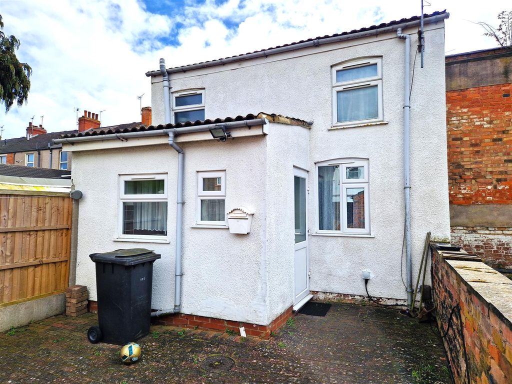 Property photo 1 of 5 Abbey Street 38c - Front.Jpg