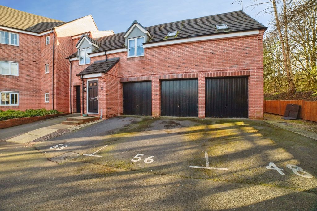 Property photo 2 of 19 Pbox-Img.Jpg