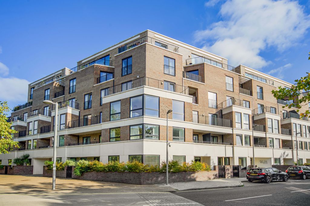 Property photo 1 of 17 Front View