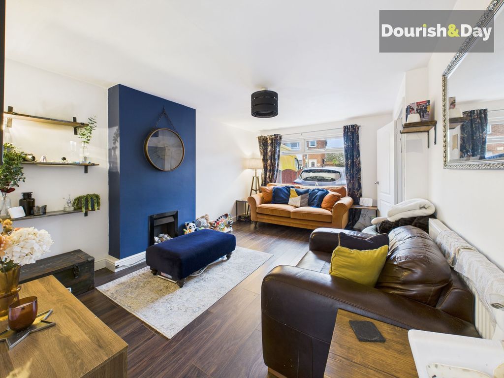 Property photo 2 of 12 Living Room