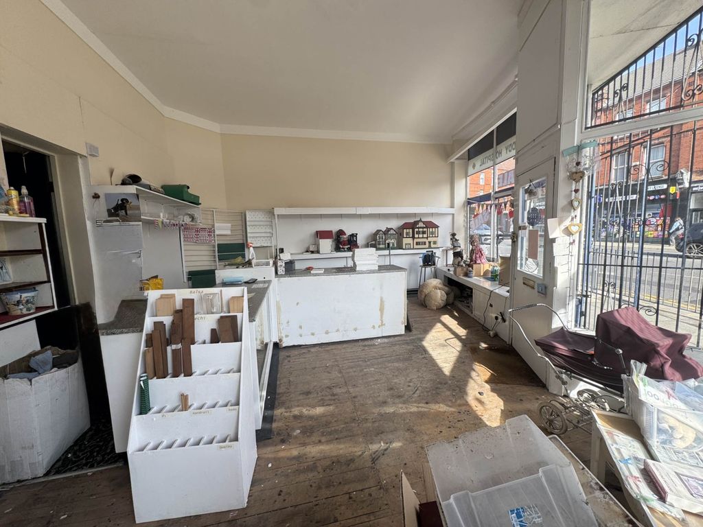 Property photo 2 of 8