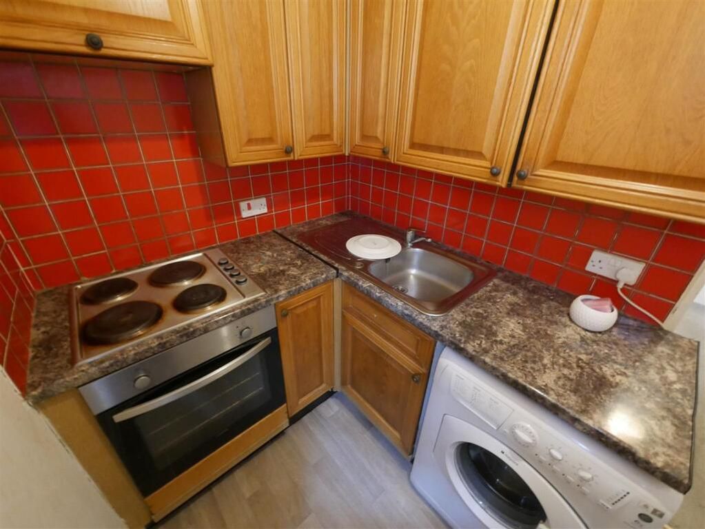 Property photo 2 of 5