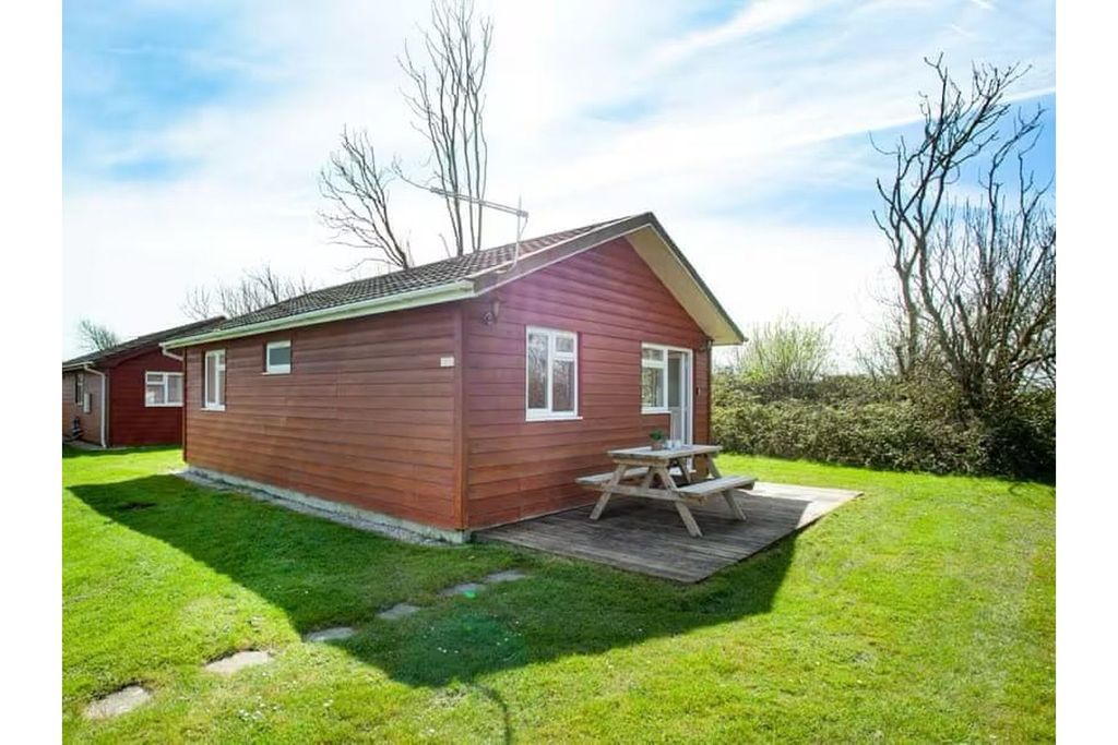 Property photo 3 of 20