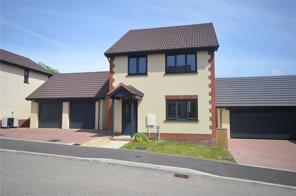 Property photo 2 of 18 Picture No. 29