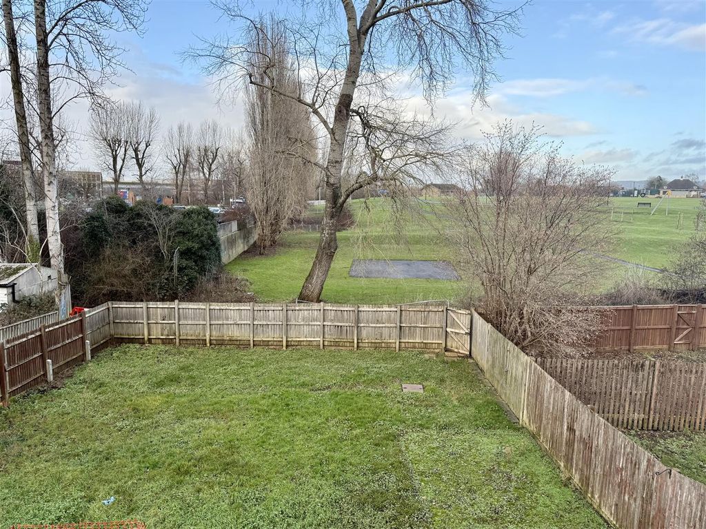 Property photo 2 of 16 Img_6316.Jpeg