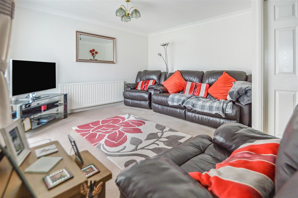 Property photo 2 of 12 6_68976.Jpg