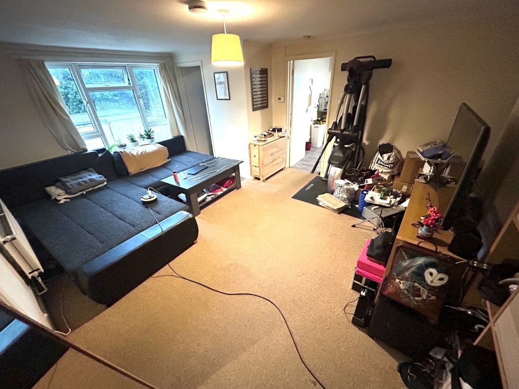 Property photo 3 of 8 Picture No. 06
