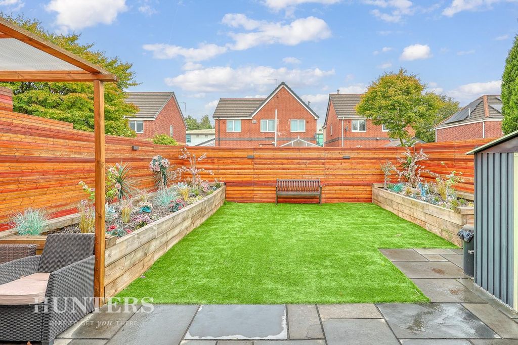 Property photo 2 of 23 Externally