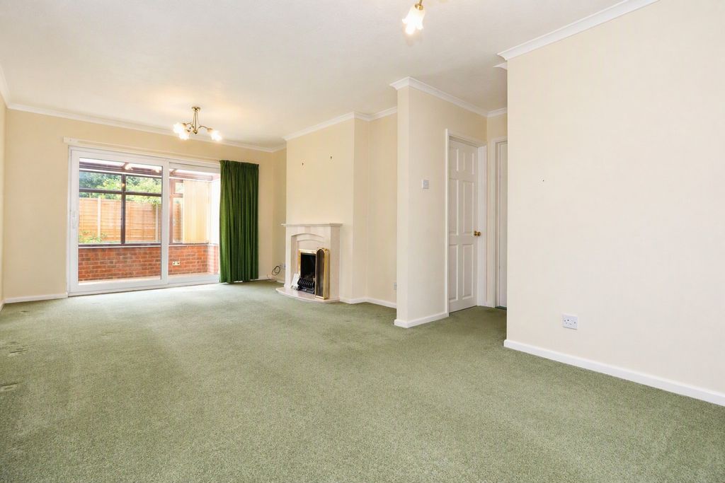 Property photo 3 of 15