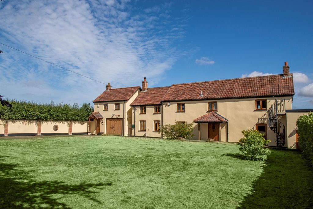 Property photo 1 of 21 Image