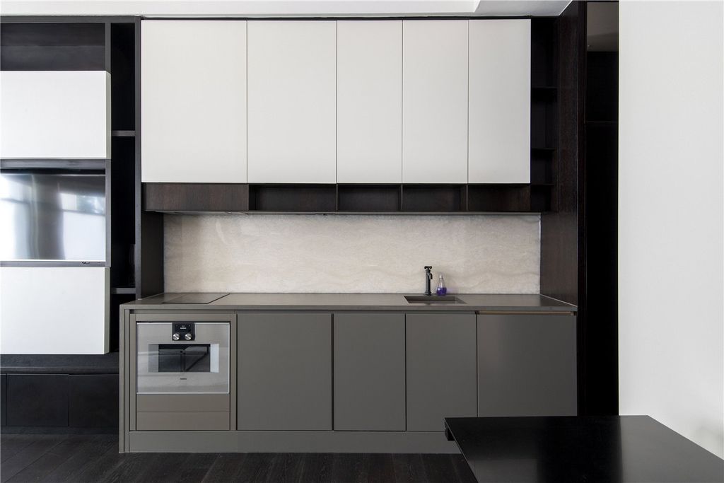 Property photo 3 of 6 Picture No. 12