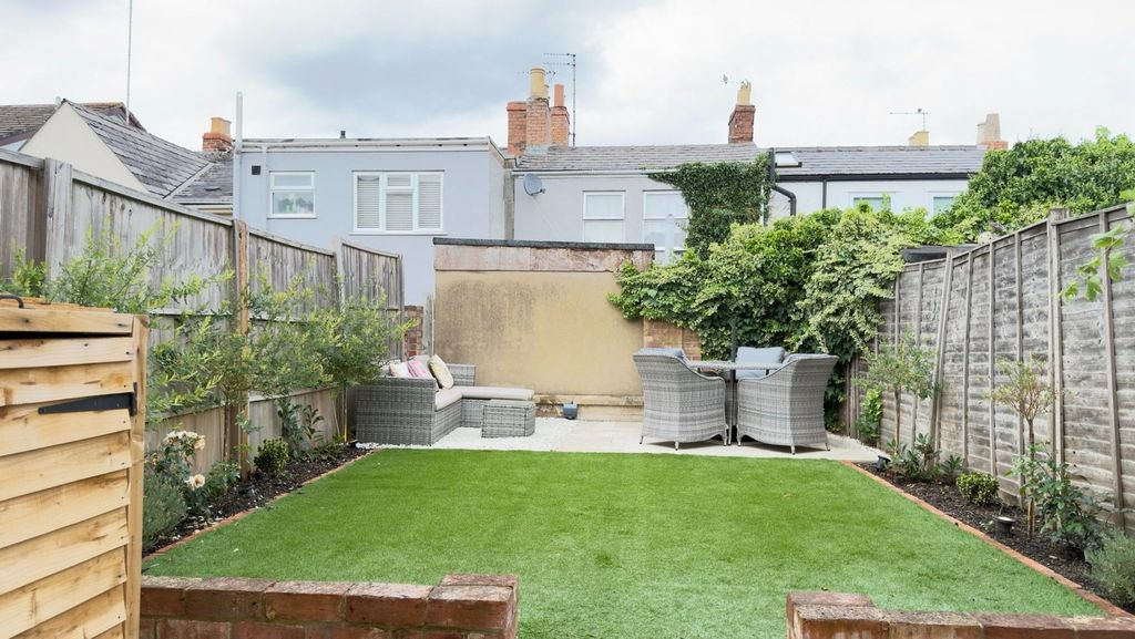 Property photo 3 of 23