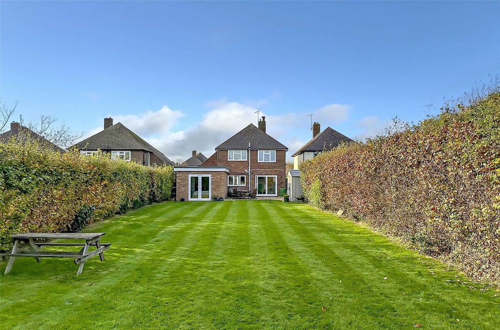 Property photo 2 of 24