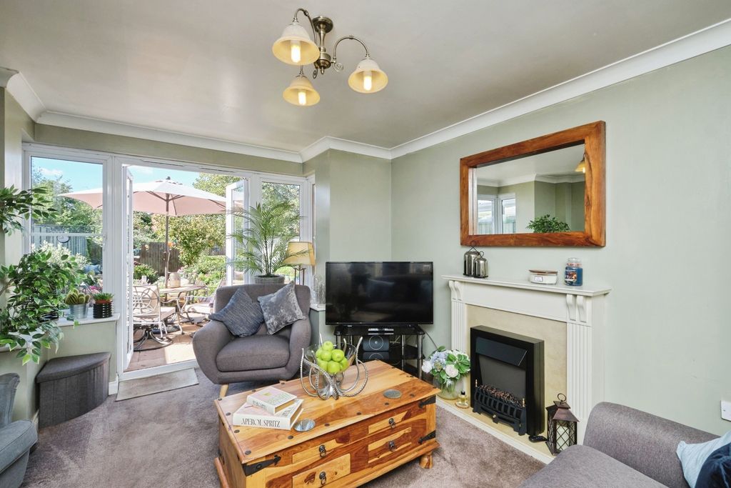 Property photo 2 of 25 Pbox-Img.Jpg