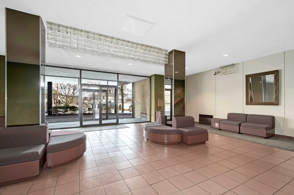 Property photo 2 of 15 <Alttext/>