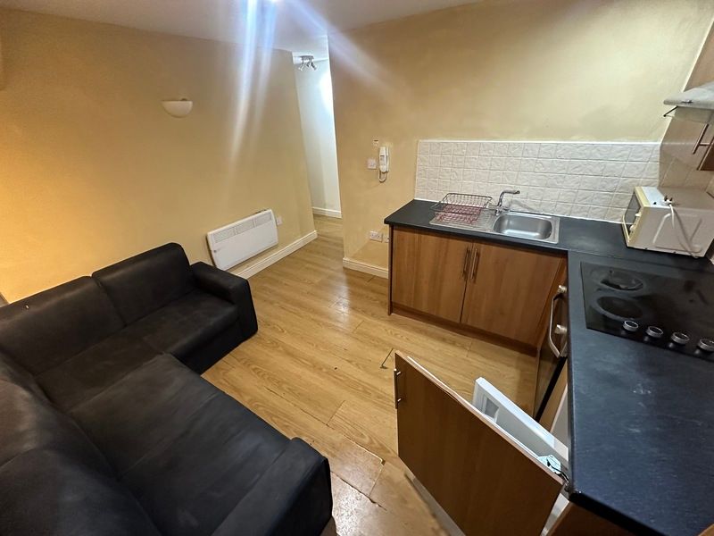 Property photo 2 of 5 1491_Img_3327222_2_A1