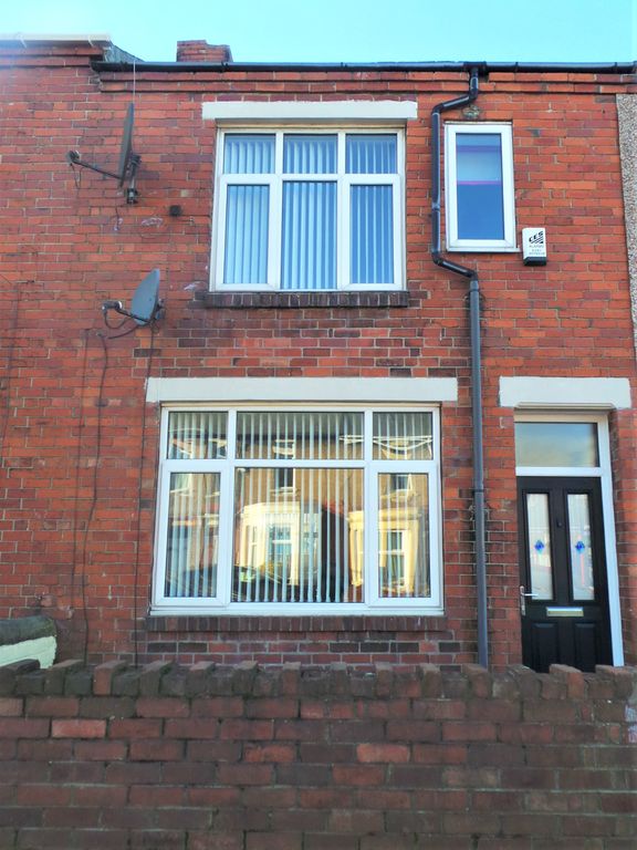 3 bed terraced house for sale Dunston