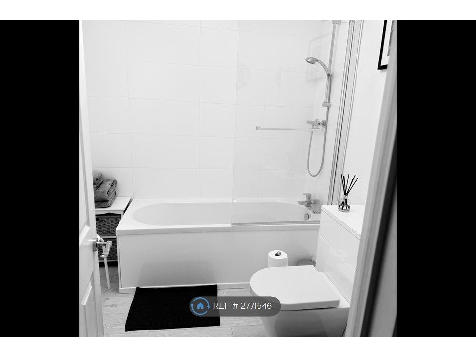 Property photo 3 of 13 Bathroom 1 - Bath With Overhead Shower