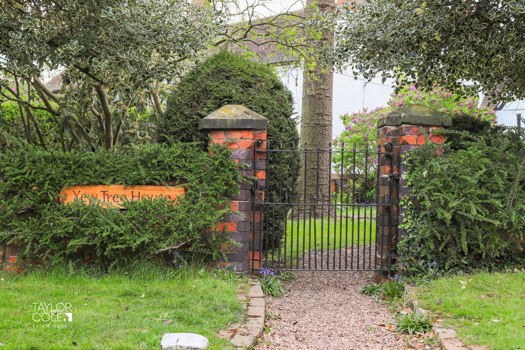 Property photo 3 of 39 2