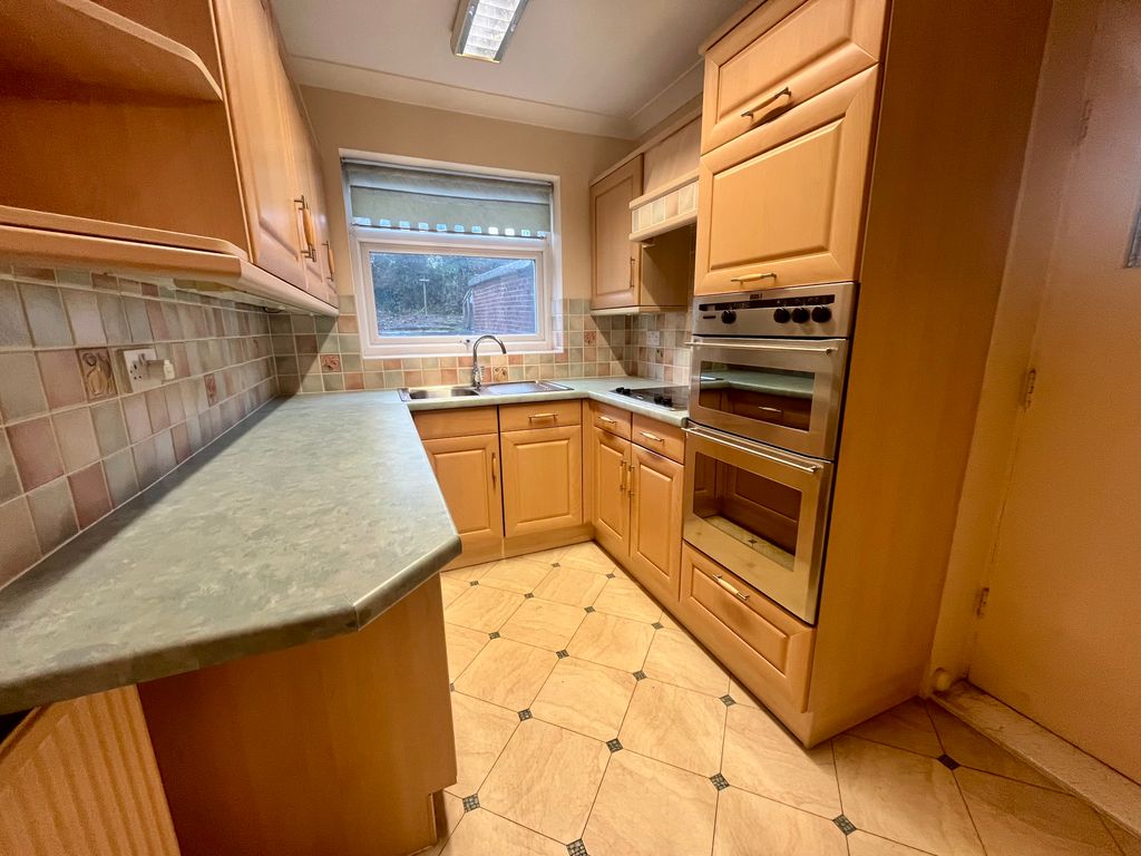 Property photo 2 of 11 Image