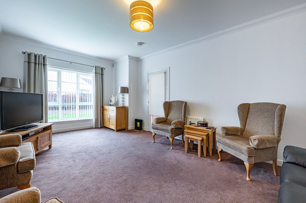 Property photo 3 of 51