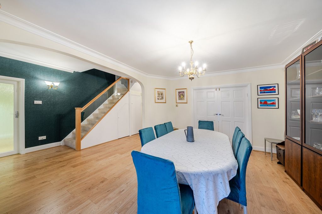 Property photo 2 of 18 Not Specified