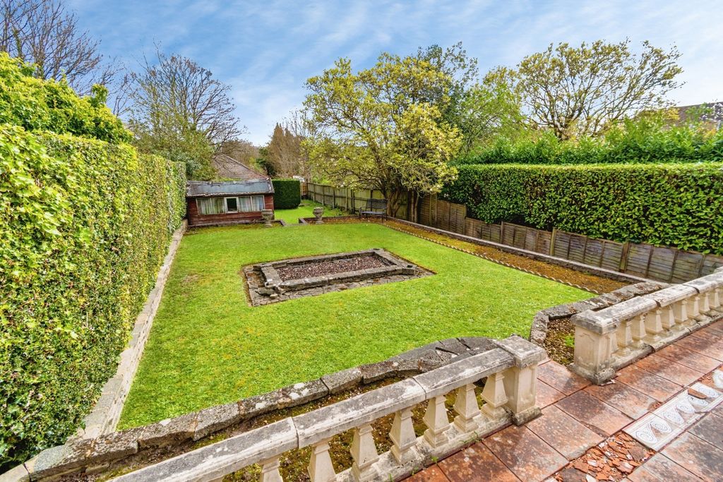 Property photo 3 of 21 Pbox-Img.Jpg