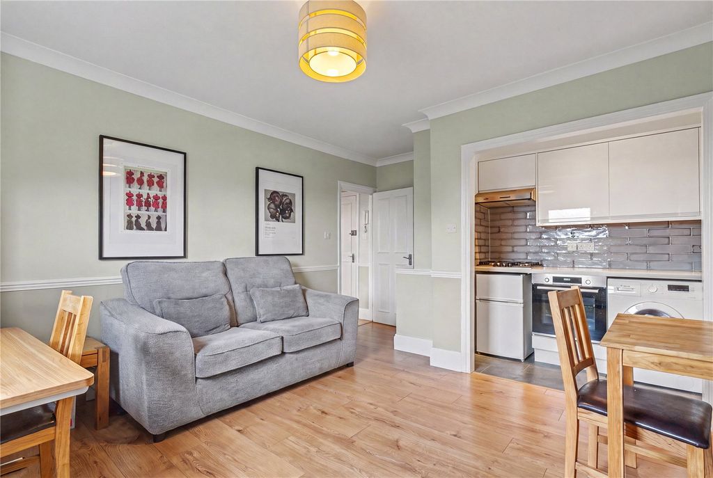 Property photo 3 of 10 Picture No. 04