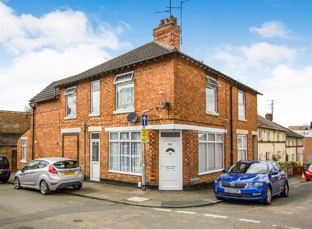 Property photo 1 of 9