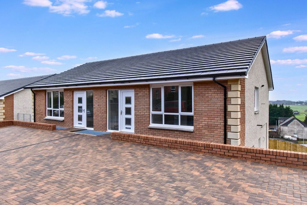 Property photo 1 of 23 Exterior 1