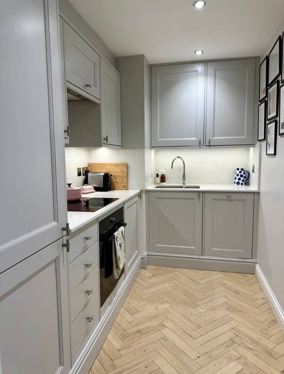 Property photo 3 of 13 Kitchen