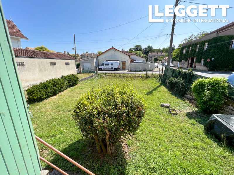 Property photo 2 of 10