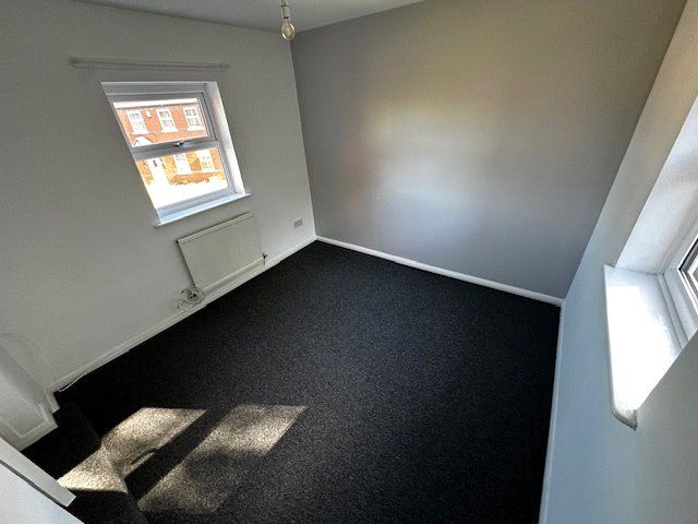 2 bed shared accommodation to rentMeadowbrook Close, Madeley, Telford, Shropshire TF7 photo 5