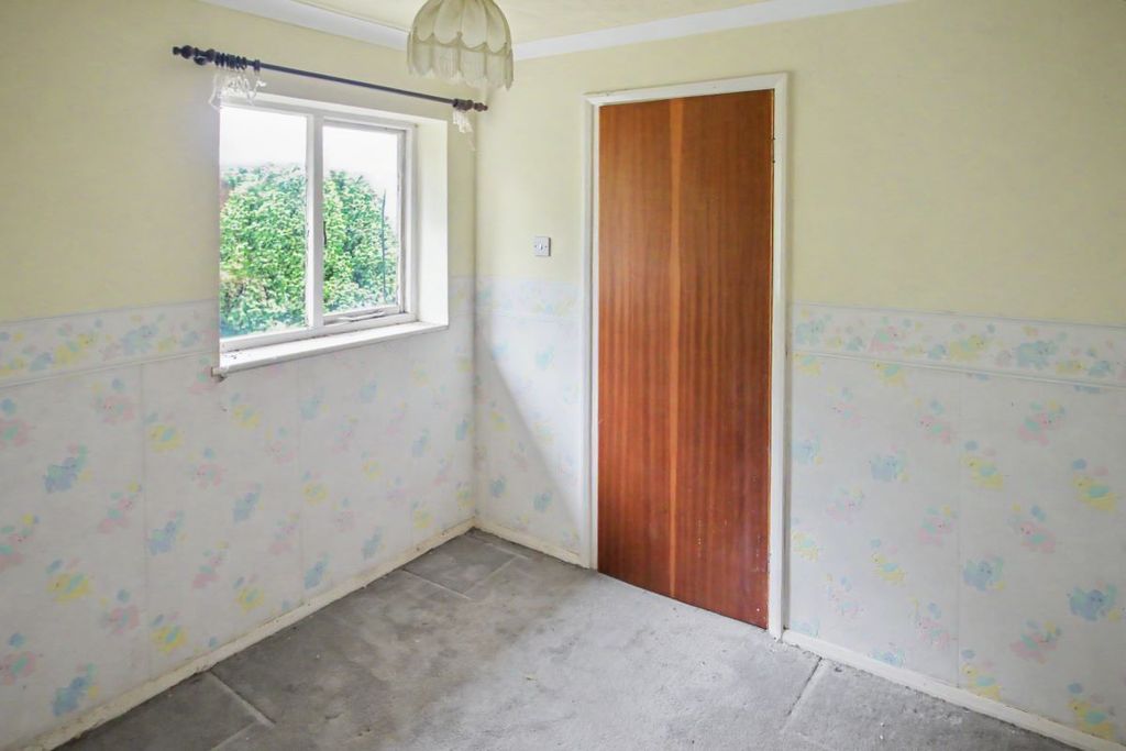 Property photo 3 of 19