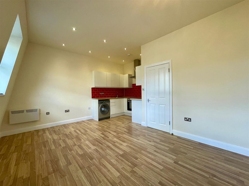 Property photo 3 of 13 20240430_092927935_Ios.Jpg