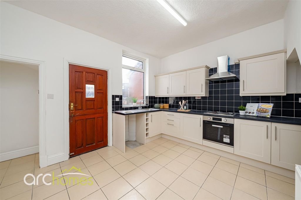 Property photo 3 of 17 Peel-3.Jpg