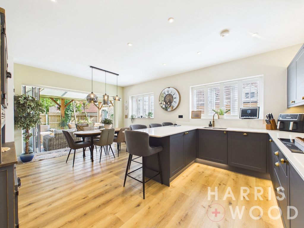 Property photo 3 of 40 5230508