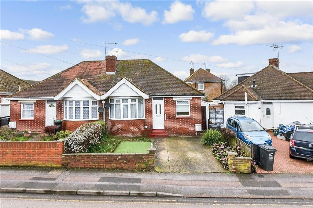 Property photo 1 of 11 External (Web)