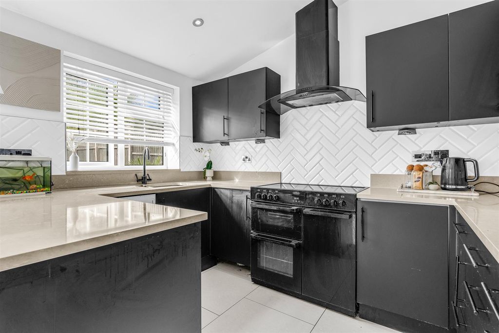 Property photo 3 of 15 Internal-11.Jpg