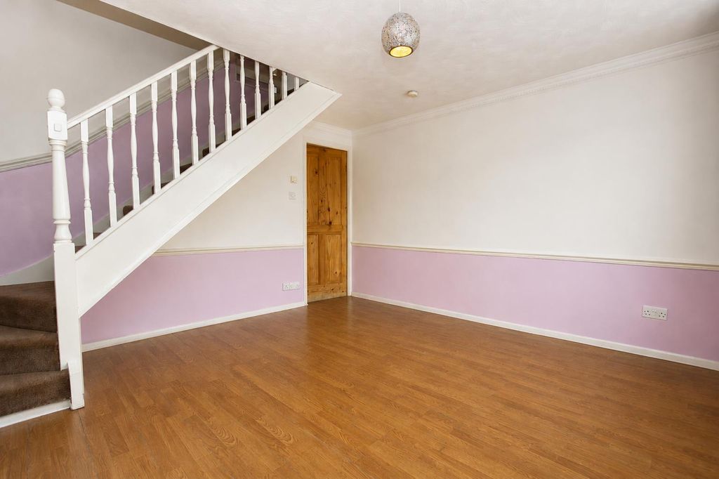 Property photo 3 of 8 208B08Fc-97Ff-4E65-952d-3F8Ddafbe5De.Png