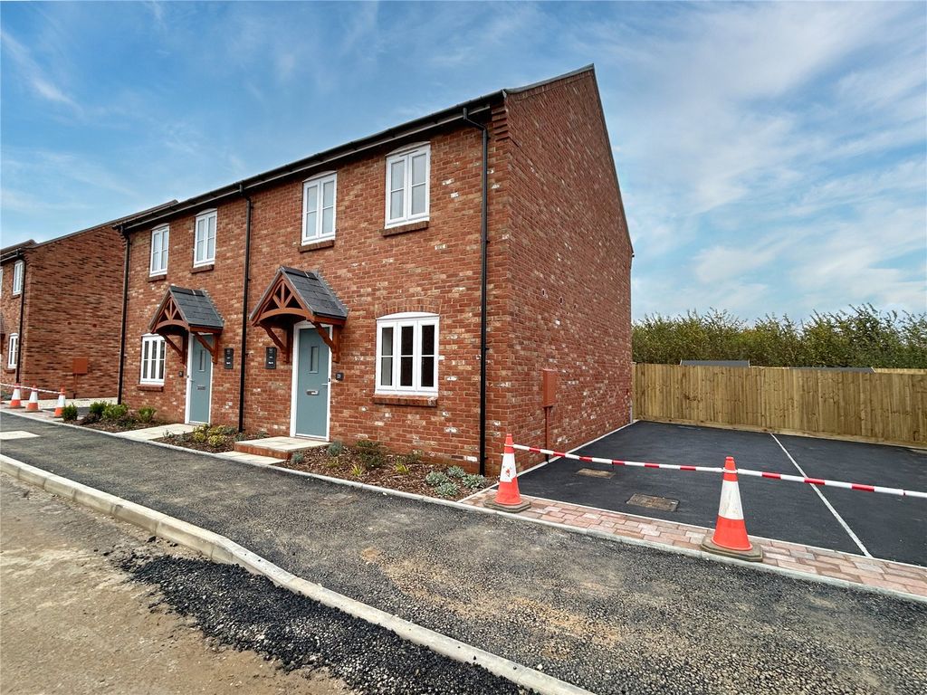 Property photo 1 of 13 Picture No. 02